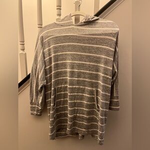 Market and Spruce Gray and White Striped Hoodie Top with Front Pouch